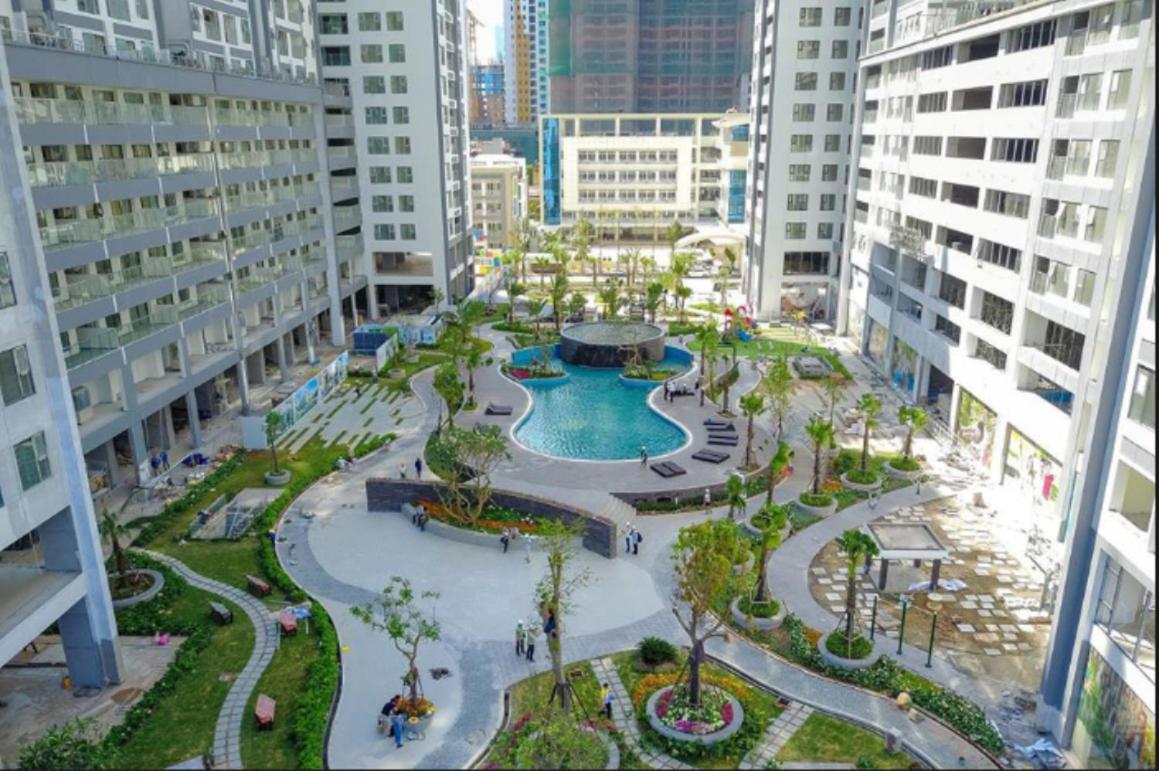 Khách sạn Bayhomes Imperia Garden Serviced 4*
